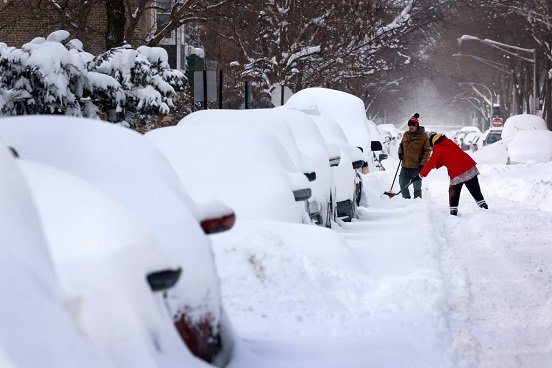 Tormenta invernal deja decenas de muertos en EU