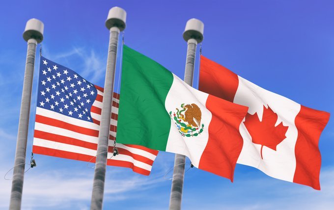 México y Estados Unidos, obligados a encontrar soluciones conjuntas para fenómeno migratorio: Monreal