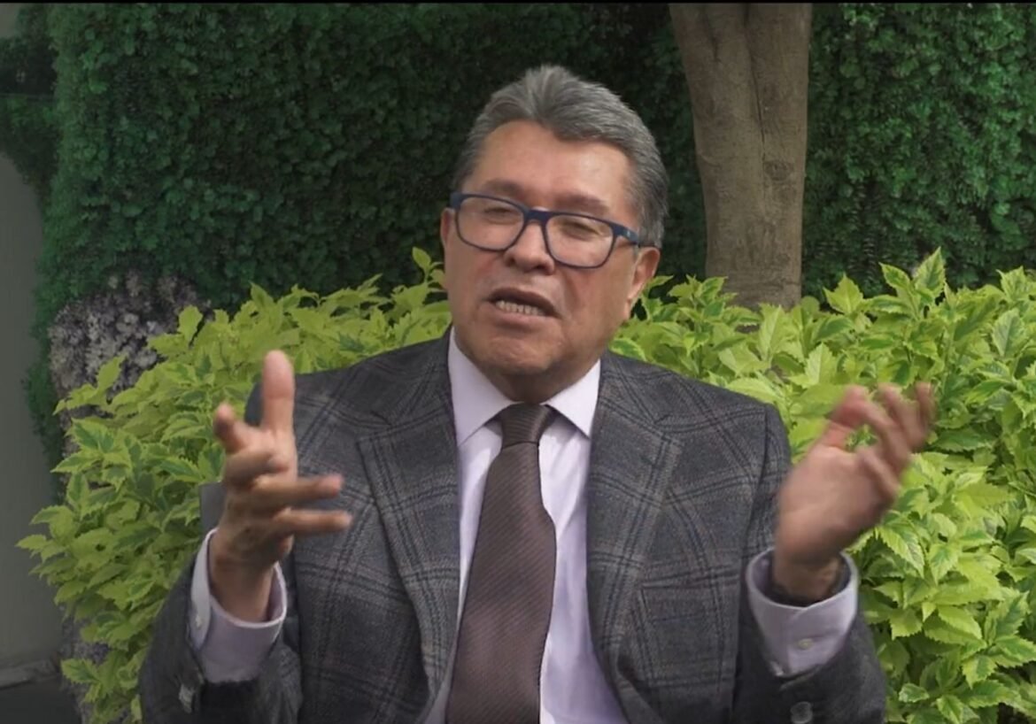 Ricardo Monreal reprueba noticias falsas sobre salud de Alejandro Gertz