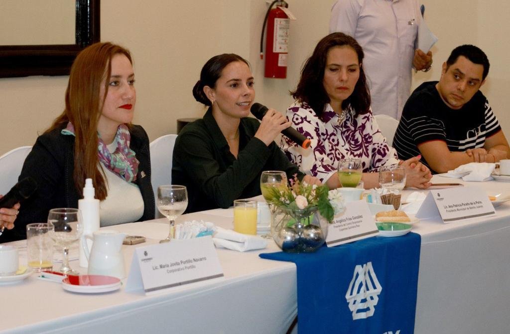 Reafirma Ana Patricia Peralta diálogo y apertura con cámaras empresariales de Cancún