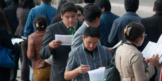 Se pierden más de 900 mil empleos en diciembre, la cifra más baja en 17 años