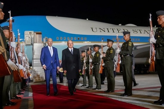 Recibe AMLO a Biden en el AIFA