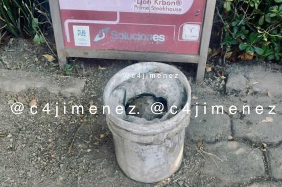 Hallan cráneo dentro de cubeta "aparta lugares" en la CDMX