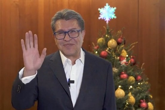 México, por encima de intereses de grupo, personas o partidos: Monreal