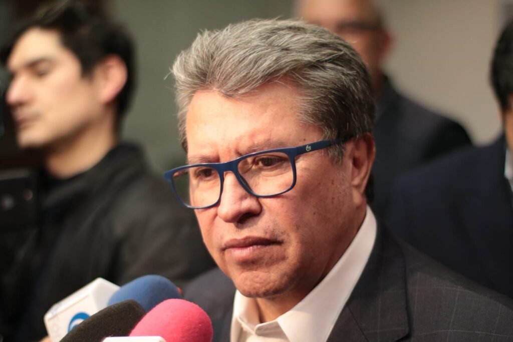 Dice Monreal que petición de consultas vs acero mexicano tendrían resultados catastróficos