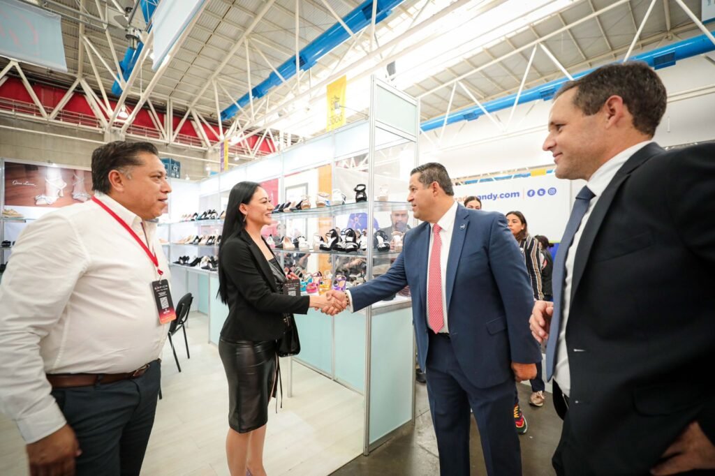 Inauguran edición 88 de SAPICA