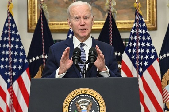 Biden asegura que sistema bancario de EU es seguro