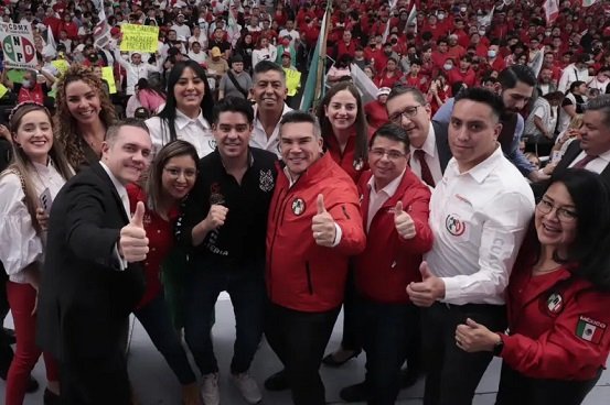 PRI pide a Adrián Rubalcava contender por la CDMX