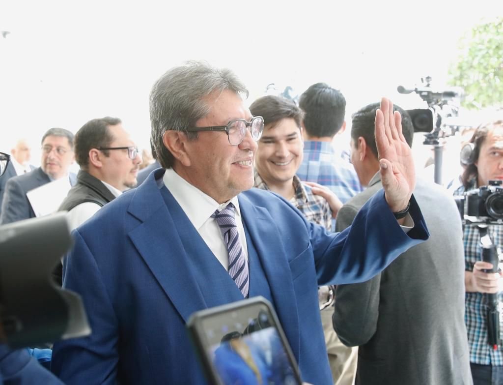 Monreal logra acuerdos en su bancada para nombrar comisionado del INAI