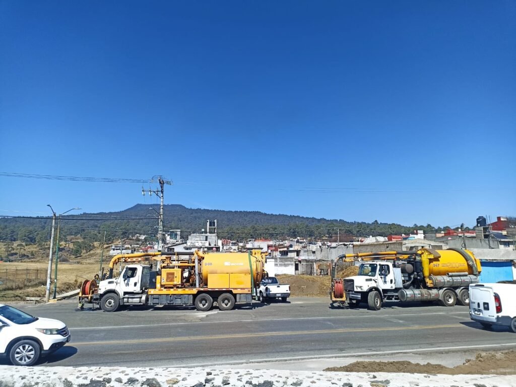 Tlalpan realiza programa de limpieza del drenaje