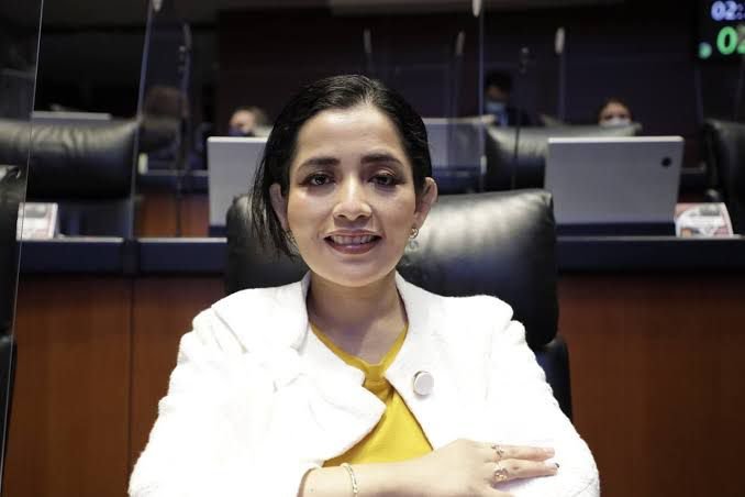 Senadora con licencia Claudia Balderas aclara dudas de su solicitud