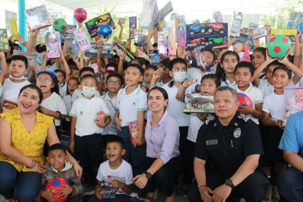 Promueve Ana Patricia Peralta infancias sin violencia en Cancún