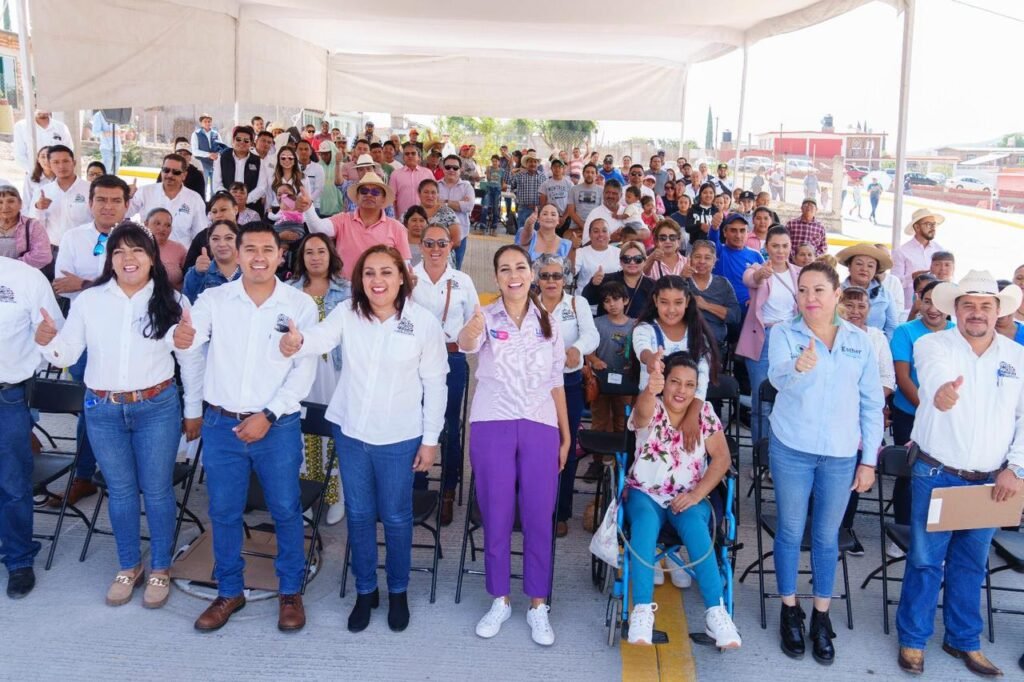 Dignifica SEDESHU vialidades en Tarandacuao, Jerécuaro y Coroneo