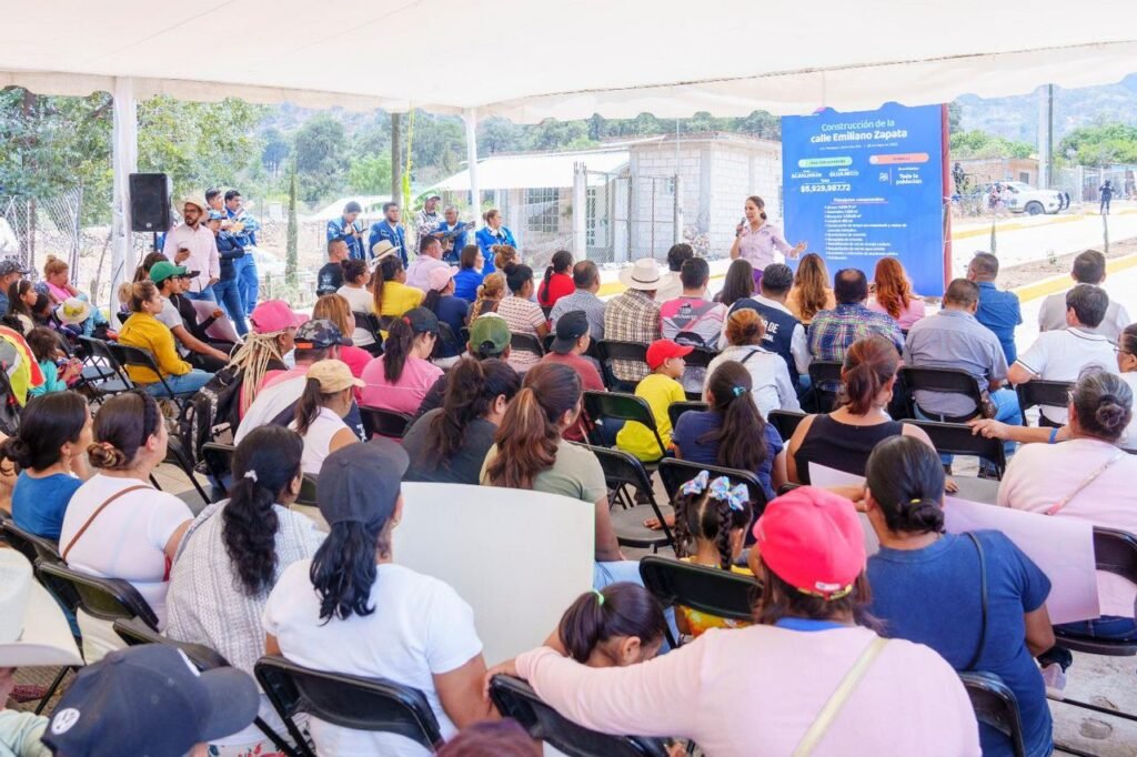 Dignifica SEDESHU vialidades en Tarandacuao, Jerécuaro y Coroneo