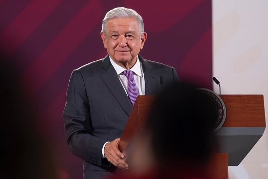 AMLO respalda consulta para elegir ministros de la Corte