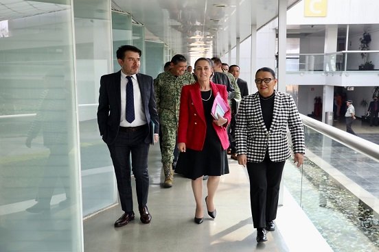 Alza la mano Rosa Icela Rodríguez por la Jefatura de Gobierno de la CDMX