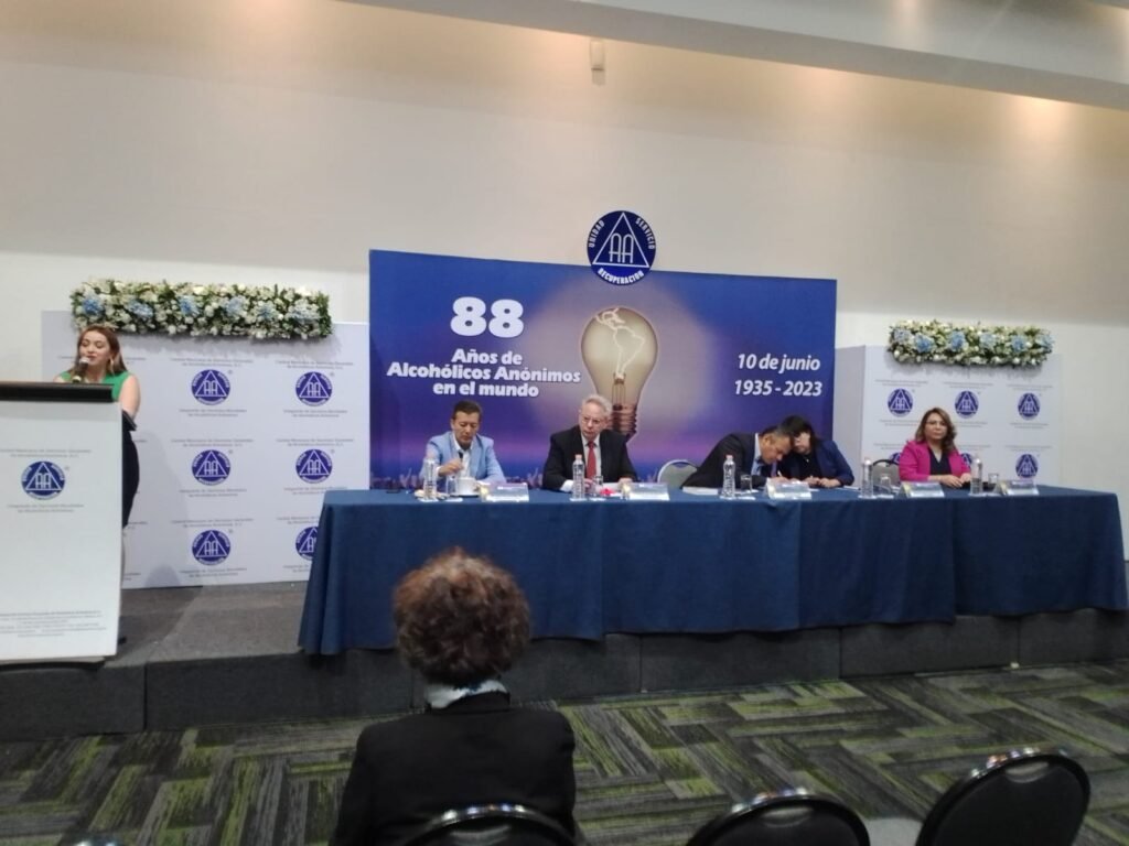 Cada año mueren más personas por consumo de alcohol que las que votaron en el Edomex
