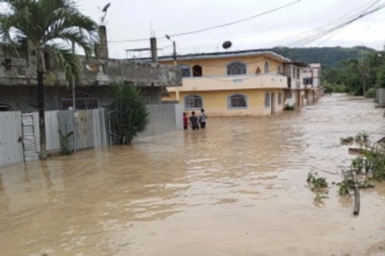 Quinientas personas evacuadas en Ecuador por inundaciones