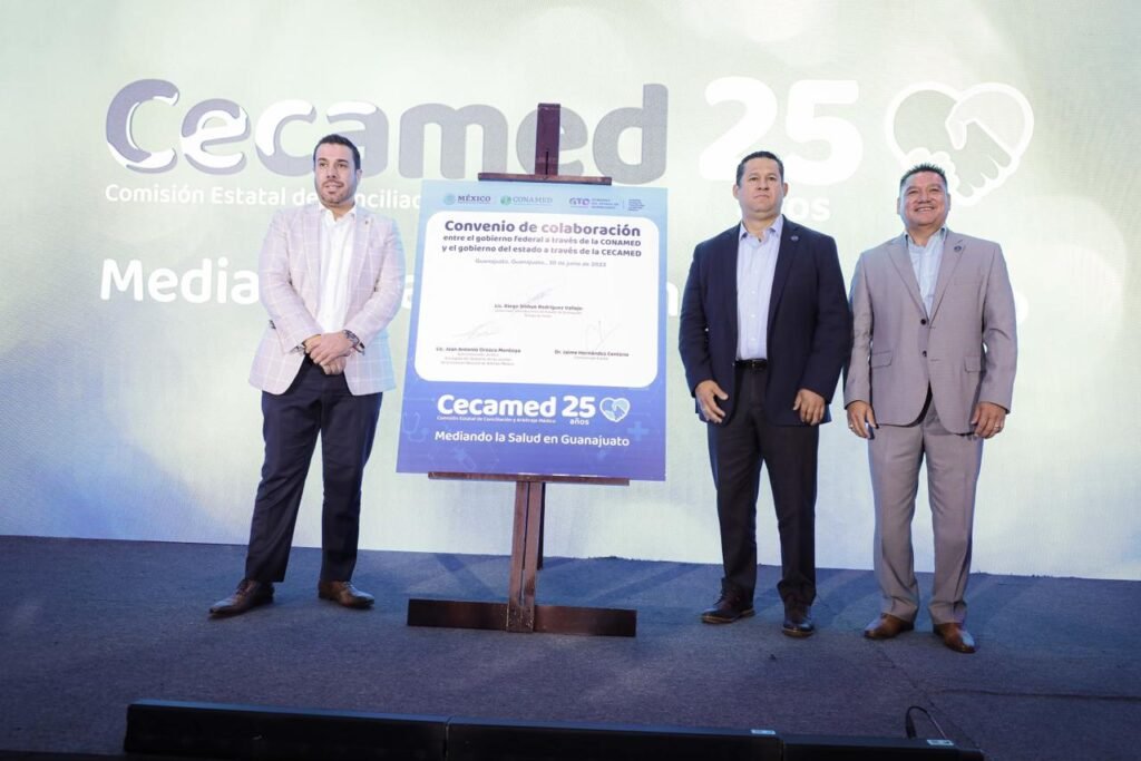 Conmemoran 25 Años de la Comisión Estatal de Conciliación y Arbitraje Médico.