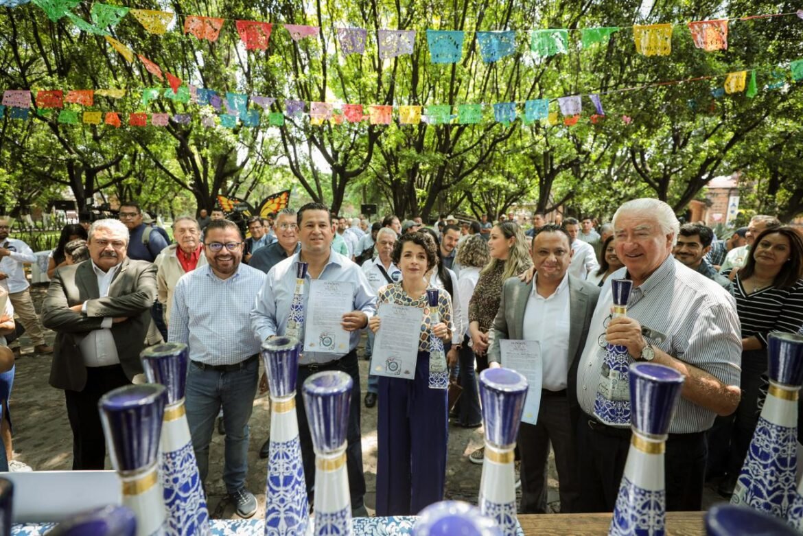 Presentan el primer lote de tequila guanajuatense con el Certificado de Agave Responsable Ambiental