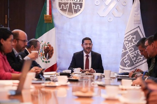 Batres presenta informe a un mes de ser Jefe de Gobierno