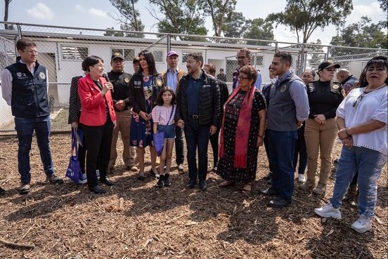 Inauguran en la CDMX la Ciudad de los perros y gatos