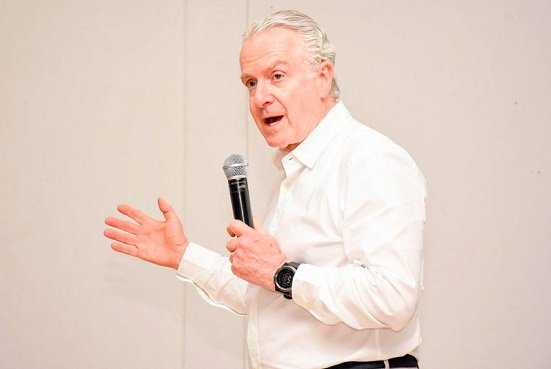 Regreso de militares a los cuarteles es un falso debate: Santiago Creel Miranda