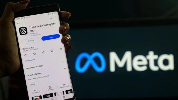 Meta lanza versión web de Threads para competir con X