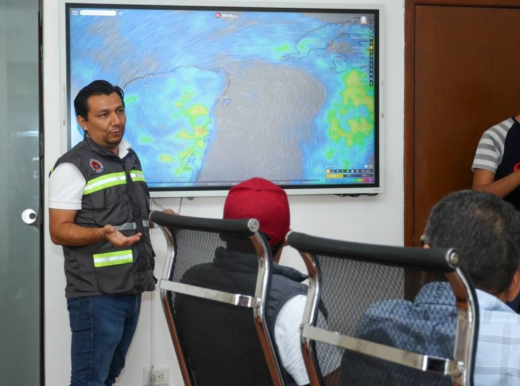 Activan "Operativo Tormenta" por lluvias en Cancún, Quintana Roo