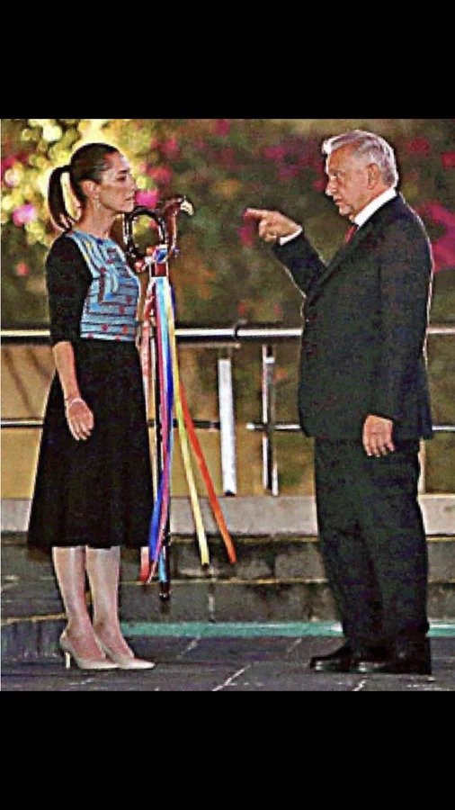La sombra del caudillo - Opinión