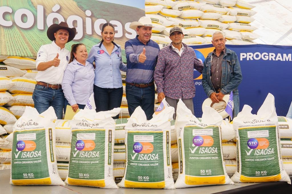 Refrendan gobierno estatal y municipal compromiso con Salvatierra