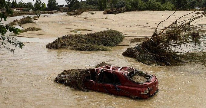 Alerta roja en Madrid, España; al menos 2 muertos y 3 desaparecidos por tormentas