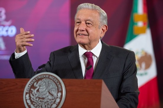 Convoca AMLO a presidentes y cancilleres para abordar tema de migración