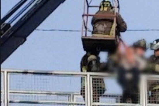 Fiscalía CDMX indaga hallazgo de cuerpo colgado en Iztacalco