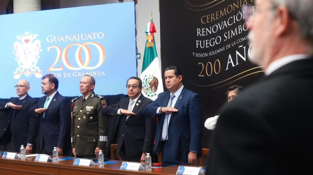 Renuevan el Fuego de la Libertad y la Soberanía guanajuatenses