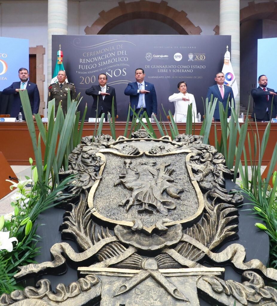 Renuevan el Fuego de la Libertad y la Soberanía guanajuatenses