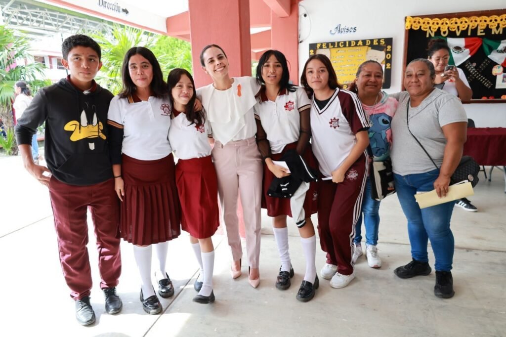 Fortalece Ana Patricia Peralta construcción de la paz entre la juventud cancunenses