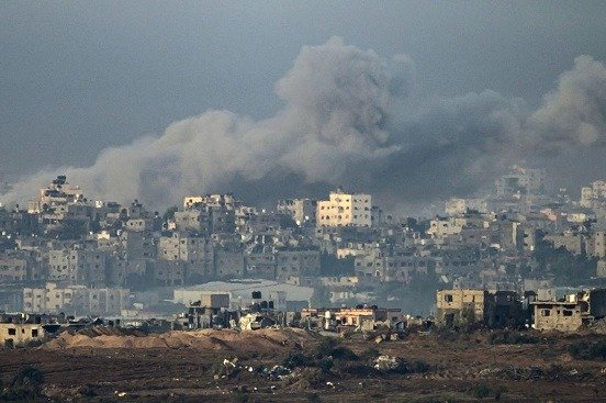 Decenas de tanques israelíes entran en el sur de la franja de Gaza