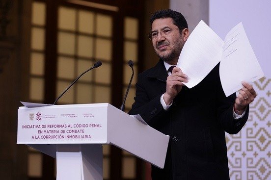 Presentan iniciativa para prevenir y combatir la corrupción inmobiliaria