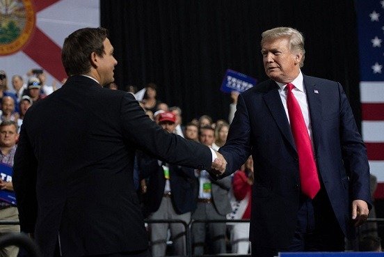 DeSantis se baja de la contienda presidencial en EU; respalda a Trump