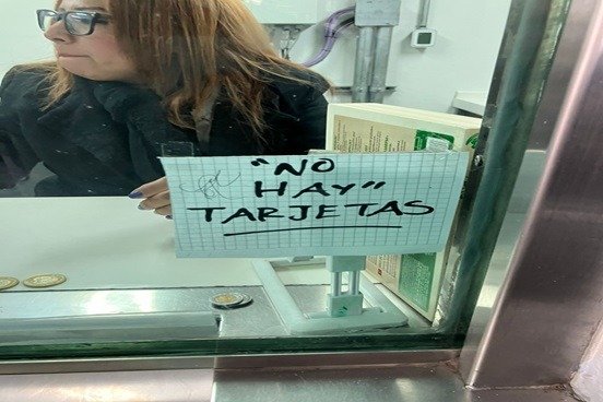Pide PAN investigar déficit de tarjetas inteligentes en el Metro