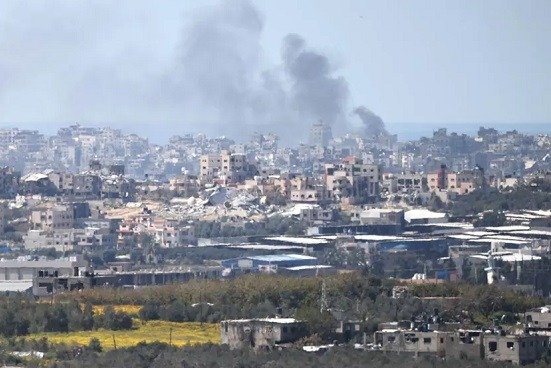 Bombardeos en Gaza dejan decenas de muertos previo al Ramadán