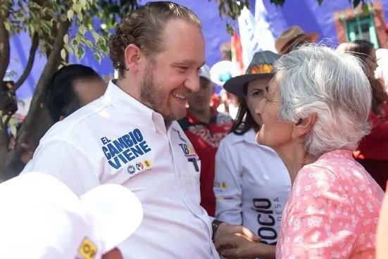 Entre los compromiso asumidos, Taboada reiteró que retornará el apoyo para tratamientos contra el cáncer cérvico uterino y de mama, además de adelantar que el programa instalación de Puntos Violeta se convertirá en Ley. Asimismo Taboada prometió establecer apoyos productivos para mujeres productoras agrícolas “que también quitó este gobierno. Y también un programa especial a nivel nacional de apoyo a las madres buscadoras” con hijos desaparecidos. Durante la firma, en el último día de campaña electoral, este 29 de junio, Taboada afirmó que la jornada para él es histórica, porque se trata dijo, de “una de las últimas campañas”.