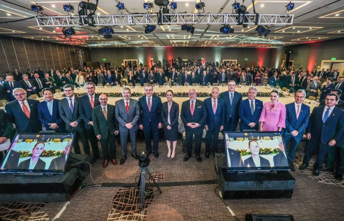 Reunión de la virtual presidenta electa y dirigentes de la iniciativa privada del país