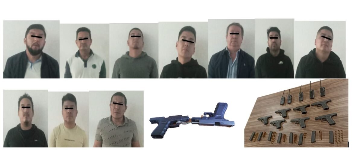 Detienen en Nezahualcóyotl a una presunta banda encabezada por elementos de la FGR, FGCDMX y la SSCCDMX