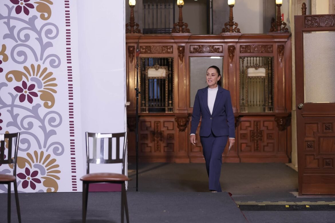 Define Sheinbaum temas de las conferencias matutinas