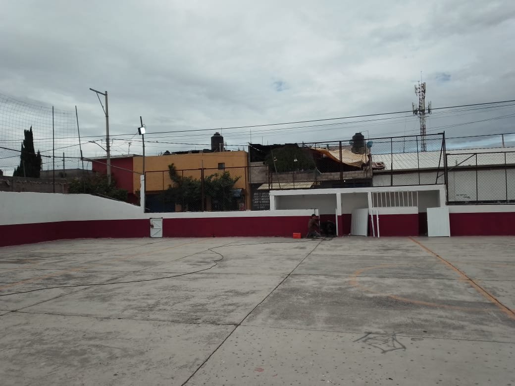 Vecinos de Chimalhuacán defienden espacios deportivos, gobierno local intenta privatizar