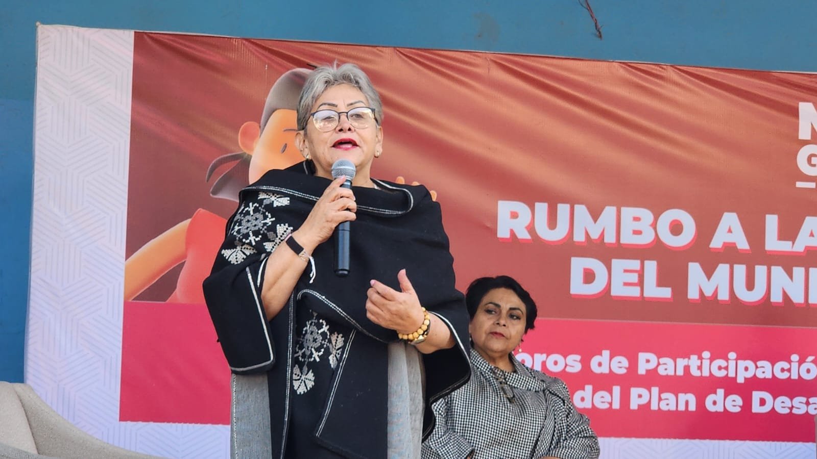 Martha Guerrero presenta prioridades para Los Reyes La Paz a presidenta Claudia Sheinbaum