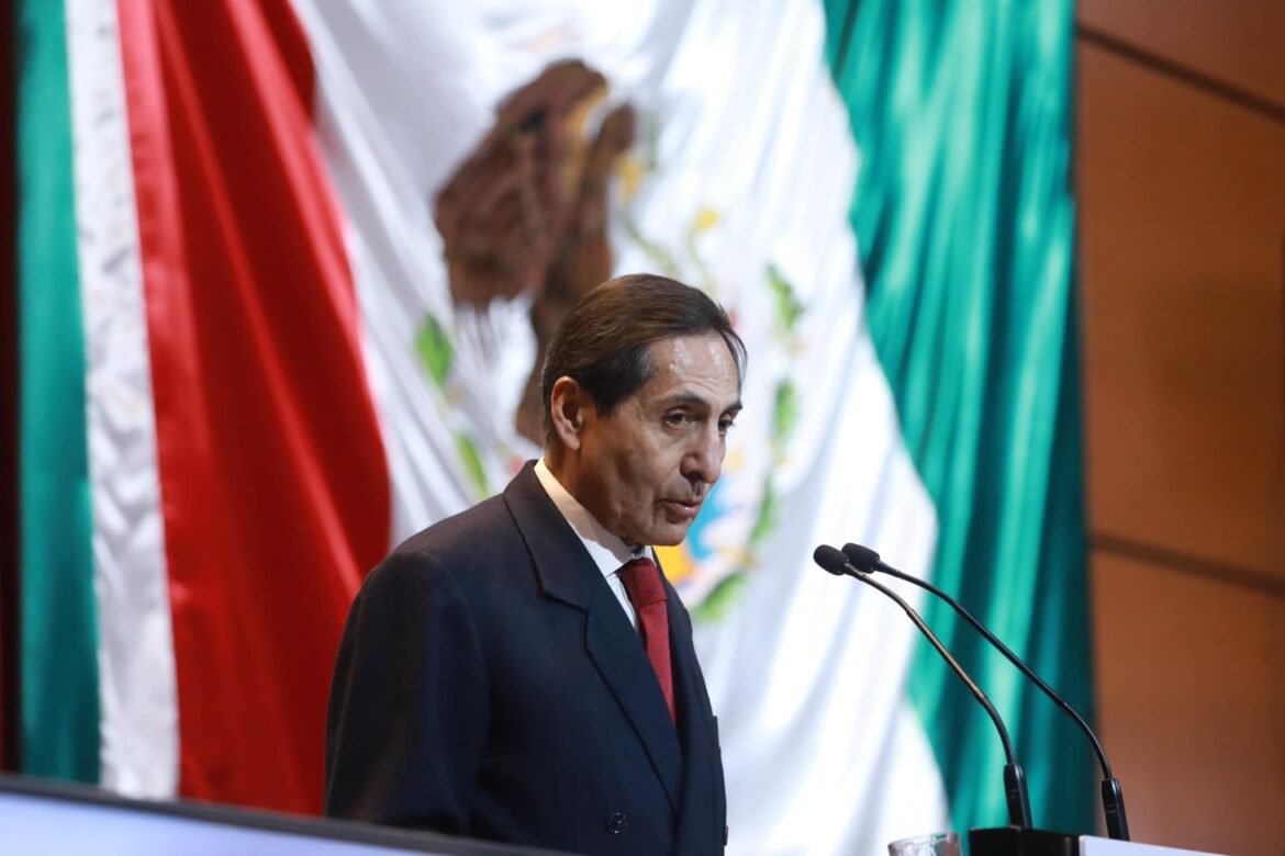 Prevé Hacienda hasta 3 por ciento de crecimiento e ingresos por 8 billones de pesos