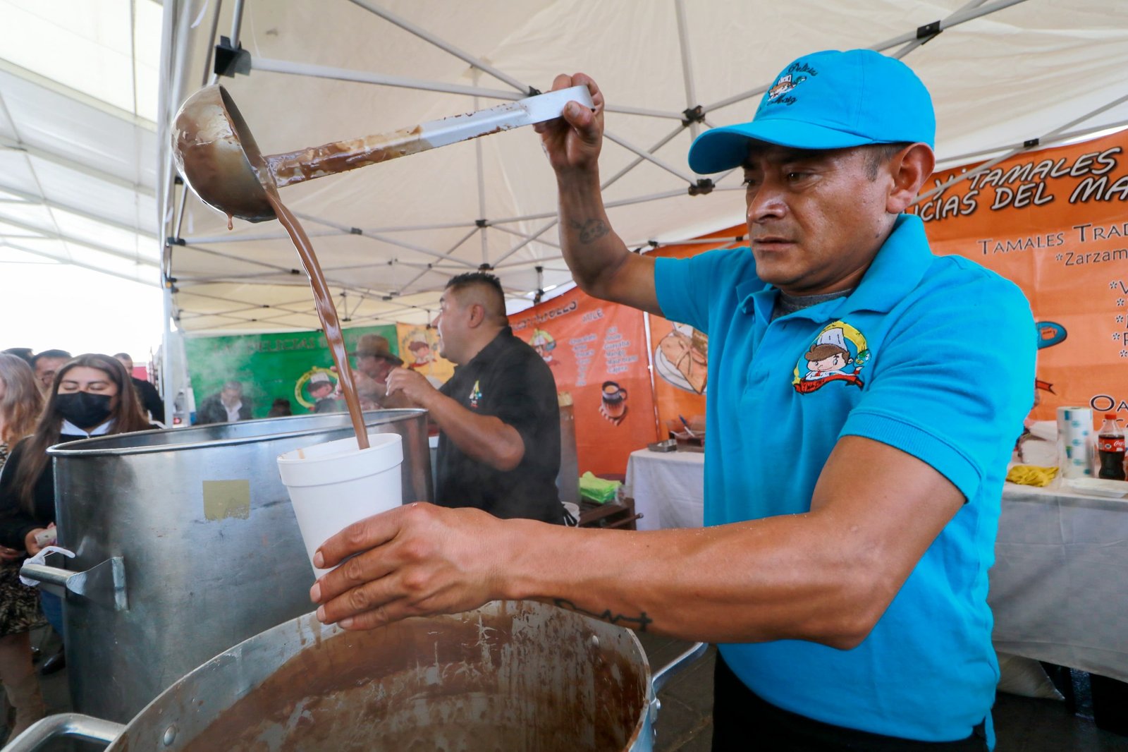 Arranca la Feria del Tamal, Pan y Atole en Neza con una gran variedad de sabores